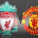 Obrazek przedstawia logo Liverpoolu i Manchesteru United