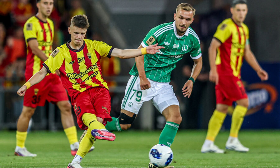 Ekstraklas kursy i typy Legia - Korona