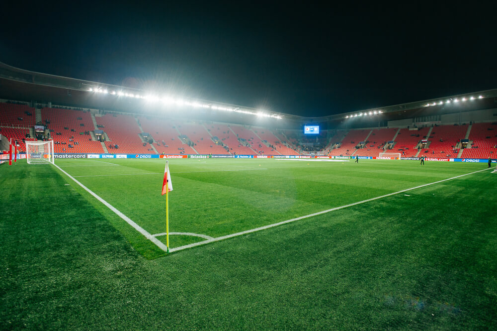 stadion Slavii Praga nocą