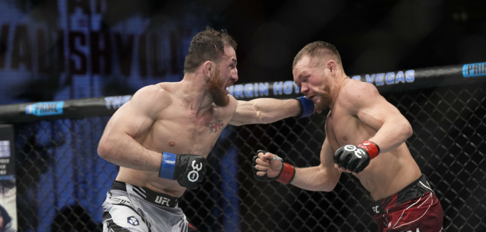 UFC 323: Dvalishvili – Yan 2 kursy i typy bukmacherskie (07.12.2025)